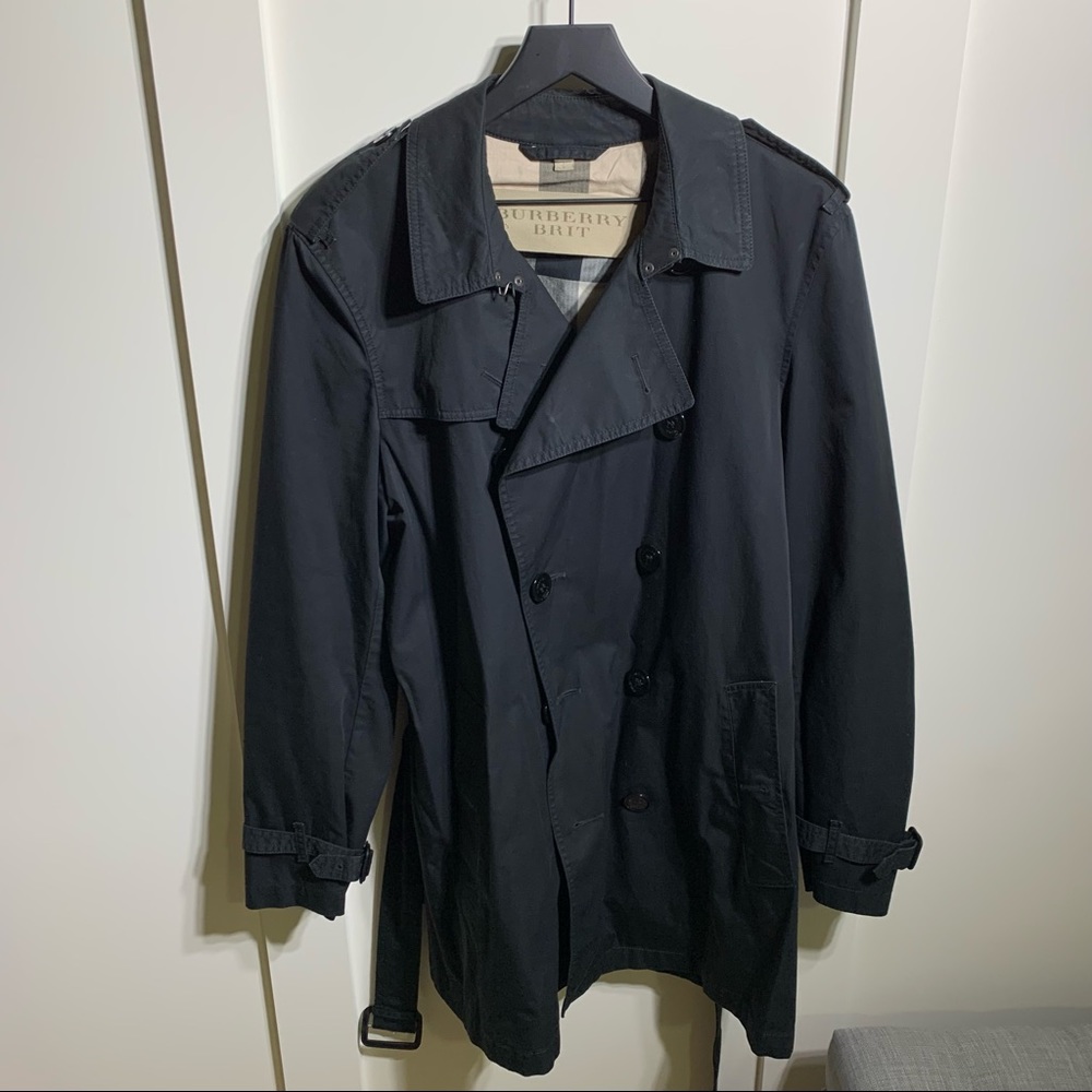Burberry Mid Length Kensington Trench Coat with Plaid Lining, Black